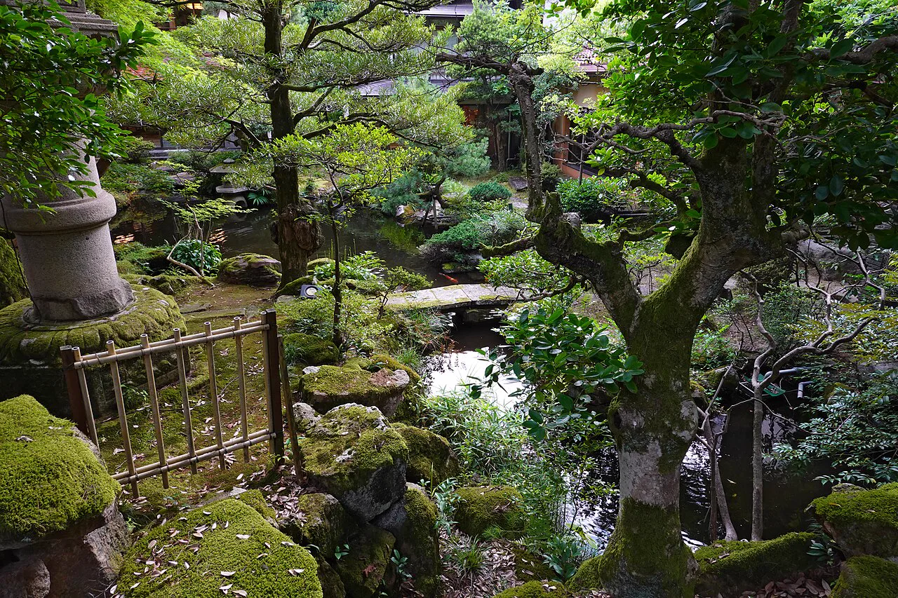 아와즈 온천 소유는 가 볼 만할까? 2026 성인 ¥500(약 ₩4,700), 화요일 휴무, 온천수 성분과 고마쓰역 교통 가이드