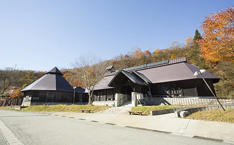 히지오리 온천 당일치기 고르는 법? 칼데라 온천관, 오고쿠야, 모토가와라유 2026 비교