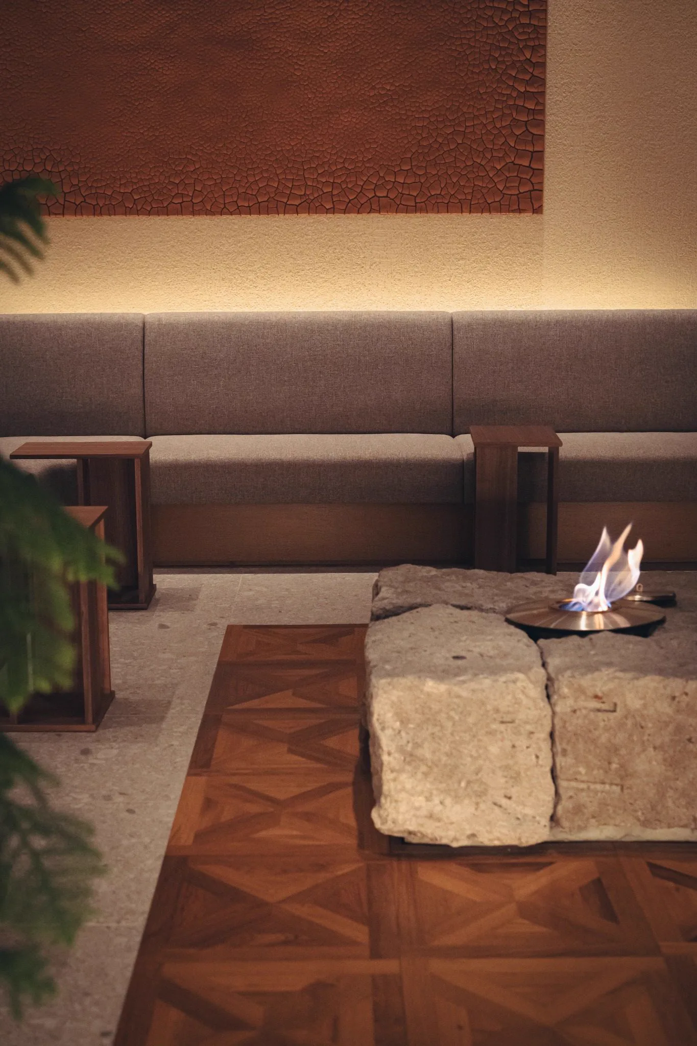 HOTEL MODA YUFUIN 묵을 만할까? 전 7실 반노천탕, 13세 이상과 15:00–18:00 Free-flow 어떻게 고를까
