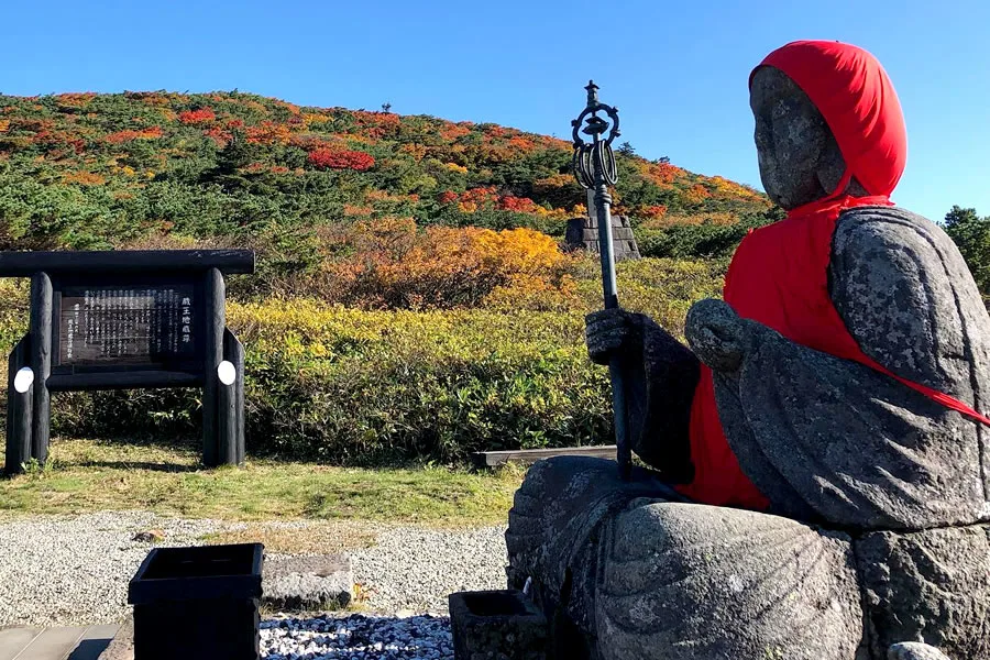 자오 단풍 지조 산정 vs 도리카부토 산정 | 어느 쪽이 먼저 붉을까? 사진, 걷는 양과 어르신 선택