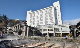 쿠사츠 Hotel 이치이 vs 쿠사츠 Hotel 1913 고르는 법? 유바타케 정면, 두 원천 가케나가시, 개인 전세 비교