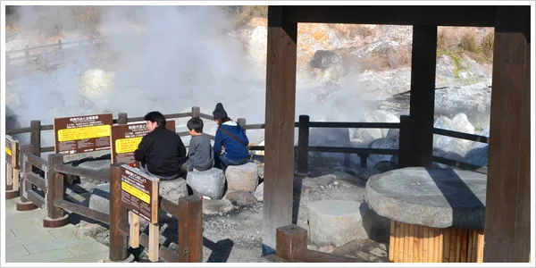 운젠 온천 어느 구역에 묵을까? 온천 거리 중심 vs 고지고쿠, 저녁과 다음 날 아침 시간을 어디에 둘지부터