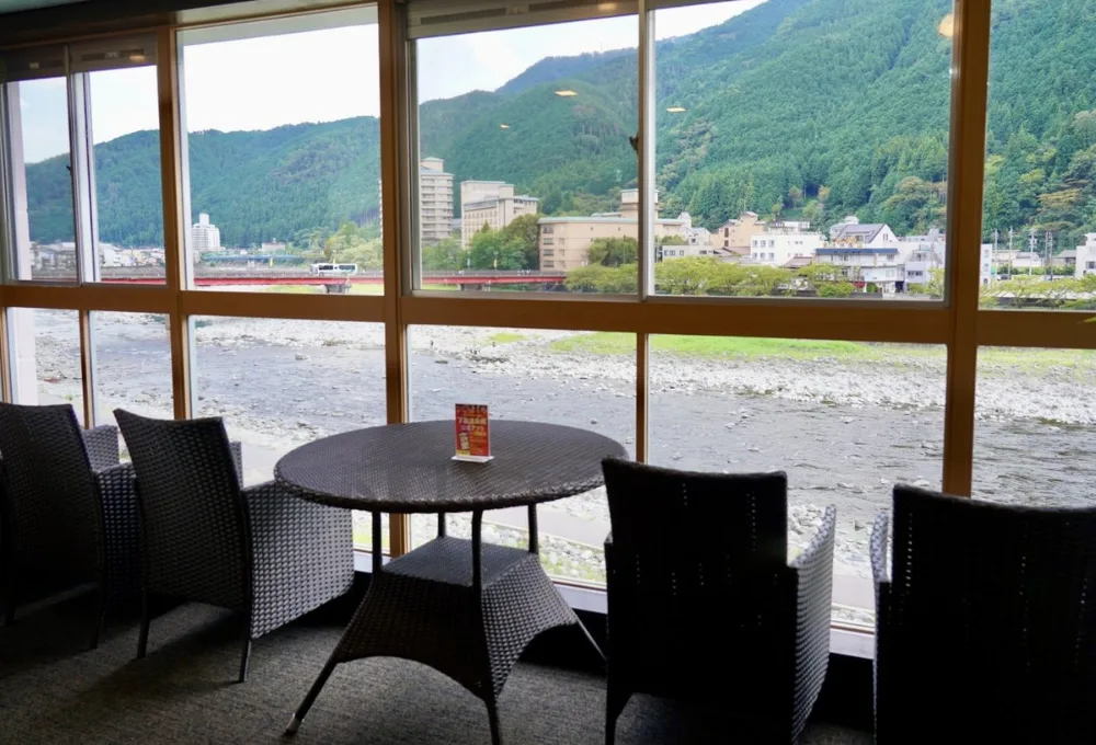 사쿠라 River Side Stay 게로 온천 숙박할 만할까? 100% 신선한 원천 전세탕, 가케나가시 공용 대욕장, 전 객실 강 전망 선택법